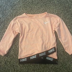 Yoga Nike top